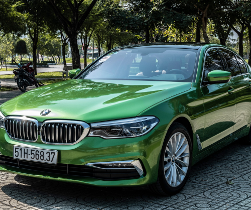 wrap xe - dán đổi màu xe BMW series 5 wrap Gloss Sonoma Green 
