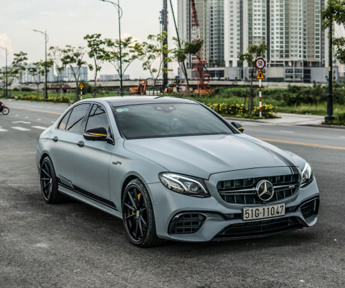 wrap xe, dán đổi màu xe Mercedes E300 wrap matte battleship grey