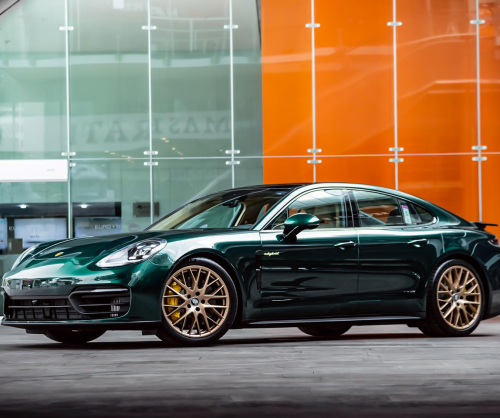wrap xe, dán đổi màu xe Porsche Panamera Wrap Gloss Hunter Green
