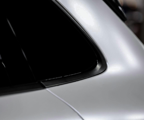 wrap xe, dán đổi màu xe Porsche Macan Wrap Satin Pearl White