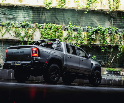 wrap xe, dán đổi màu xe Ram TRX wrap matte dark grey