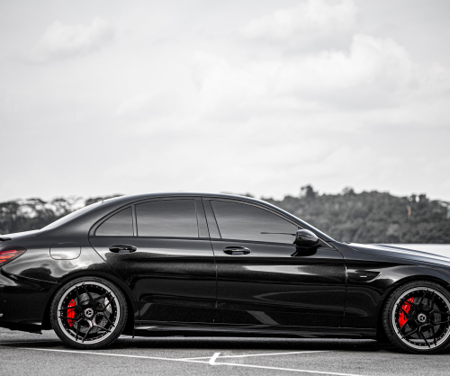 wrap xe - dán đổi màu xe Mercedes C300 Wrap Gloss Diamond Black