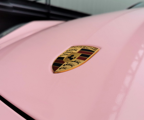 wrap xe, dán đổi màu xe Porsche Panamera wrap gloss pastel pink