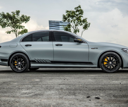 wrap xe, dán đổi màu xe Mercedes E300 wrap matte battleship grey