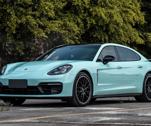 wrap xe, dán đổi màu xe Porsche Panamera Wrap Gloss Sky Blue