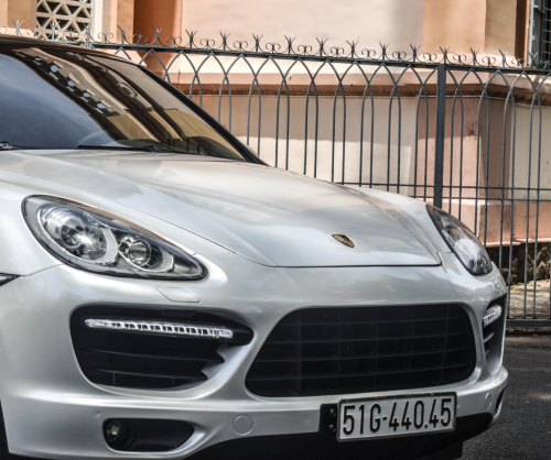 wrap xe, dán đổi màu xe Porsche Cayenne wrap gloss pearl white