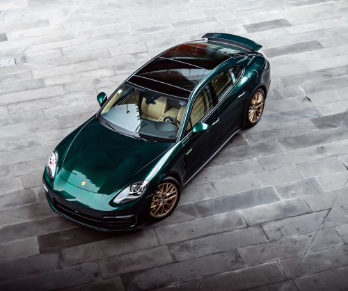 wrap xe, dán đổi màu xe Porsche Panamera Wrap Gloss Hunter Green