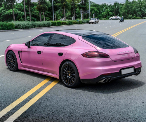 wrap xe, dán đổi màu xe Porsche Panamera wrap gloss laser pink