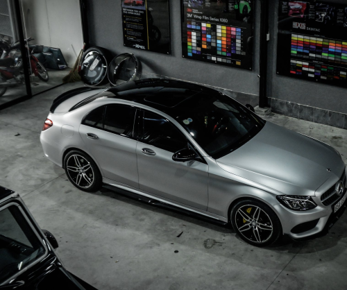 wrap xe - dán đổi màu xe Mercedes C300 wrap satin chrome silver