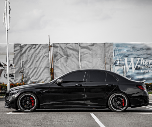 wrap xe - dán đổi màu xe Mercedes C300 Wrap Gloss Diamond Black