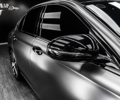 Dán đổi màu xe Mercedes-Benz E300 Matte AMG Gray