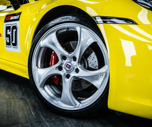 Dán đổi màu xe Porsche 911 Gloss Racing Yellow