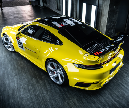 Dán đổi màu xe Porsche 911 Gloss Racing Yellow