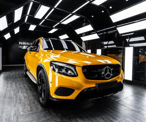 Dán đổi màu xe Mercedes-Benz GLC 300 Gloss Dark Yellow
