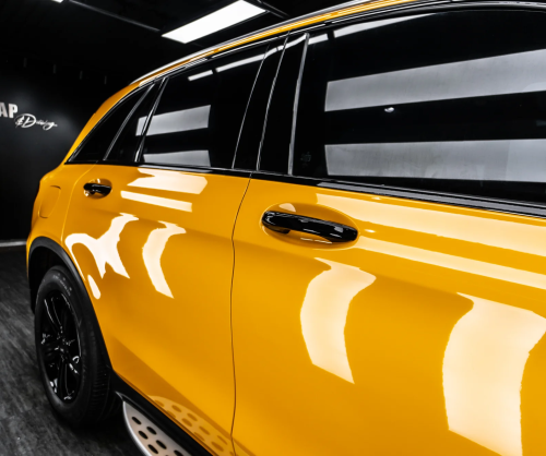 Dán đổi màu xe Mercedes-Benz GLC 300 Gloss Dark Yellow
