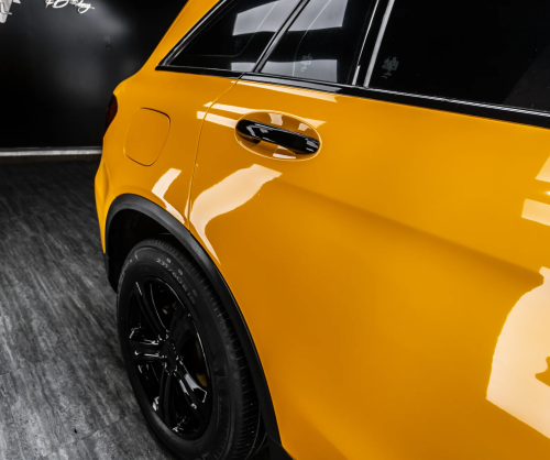 Dán đổi màu xe Mercedes-Benz GLC 300 Gloss Dark Yellow