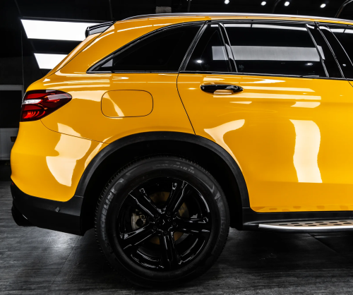 Dán đổi màu xe Mercedes-Benz GLC 300 Gloss Dark Yellow