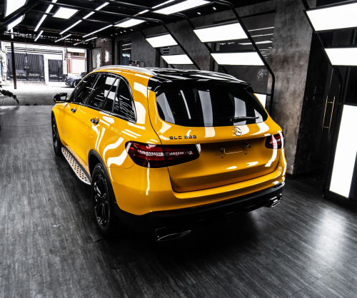 Dán đổi màu xe Mercedes-Benz GLC 300 Gloss Dark Yellow