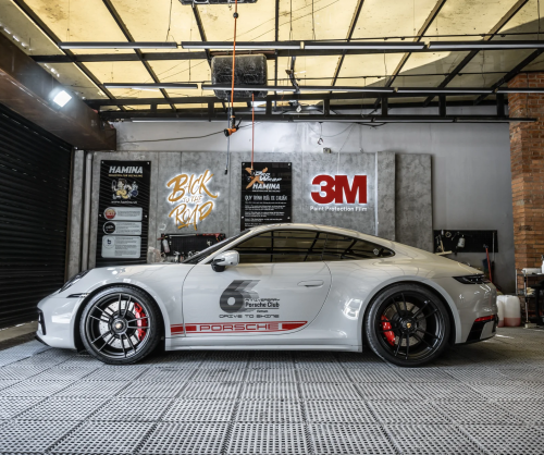 Dán đổi màu xe Porsche 911 GTS Gloss Crayon Gray