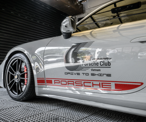 Dán đổi màu xe Porsche 911 GTS Gloss Crayon Gray