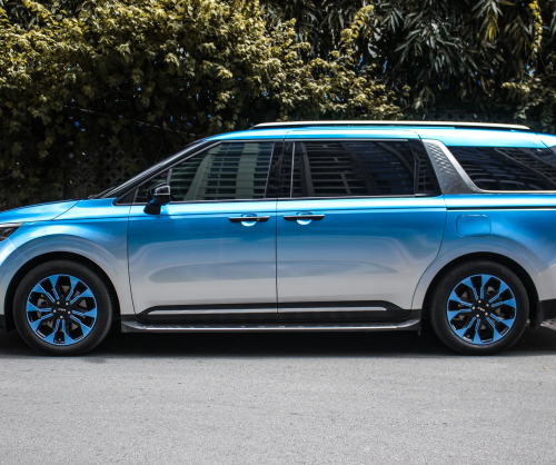 Dán đổi màu xe Kia Carnival Ombre Blue & Silver