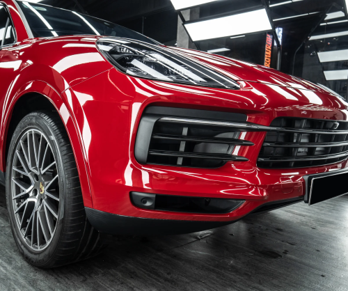 Dán đổi màu xe Porsche Cayenne Gloss Blush Red