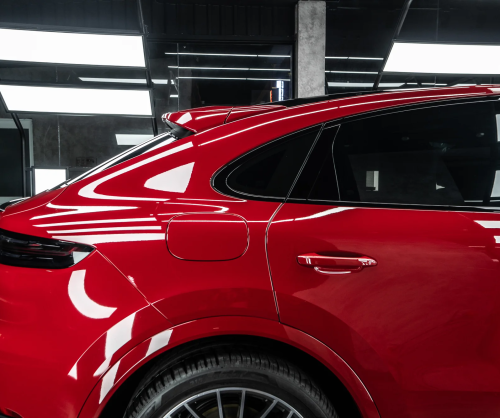 Dán đổi màu xe Porsche Cayenne Gloss Blush Red