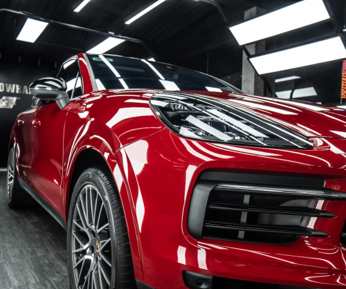 Dán đổi màu xe Porsche Cayenne Gloss Blush Red