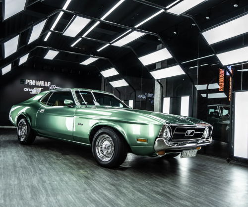 Wrap Ford Mustang 1970 với Turquoise Green