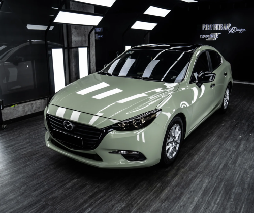 Dán đổi màu xe Mazda 3 Gloss Khaki Green