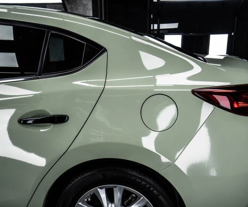 Dán đổi màu xe Mazda 3 Gloss Khaki Green
