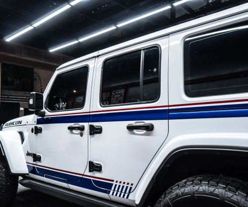 Dán đổi màu xe Jeep Rubicon Gloss Ceramic White