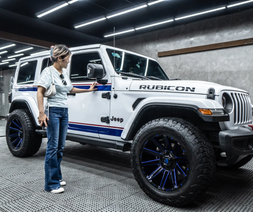 Dán đổi màu xe Jeep Rubicon Gloss Ceramic White