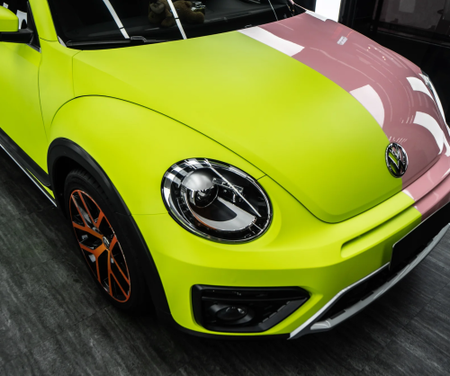 Dán đổi màu xe Volkswagen Beetle Two Tone Lime Green & Pastel Pink