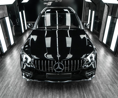 Dán đổi màu xe Mercedes-Benz GLC Gloss Black
