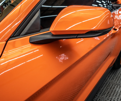 Dán đổi màu xe Ford Mustang với Gloss Burn Orange