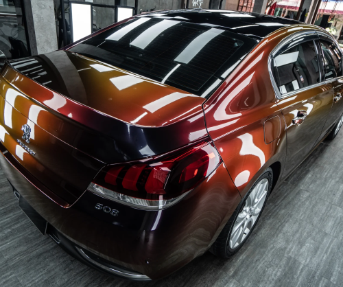 Dán đổi màu xe Peugeot 508 Gloss Madeira Red - Đỏ Rượu Vang Sang Trọng