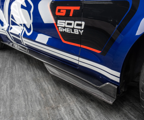 Wrap Ford Mustang 5.0 với thiết kế Snake xanh nổi bật