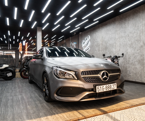 Dán đổi màu xe Mercedes CLA 200 với Titanium Brushed