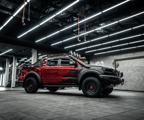Dán đổi màu xe Ford Ranger Raptor Chrome Red & Matte Black