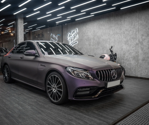 Dán đổi màu xe Mercedes C300 Matte Dark Violet