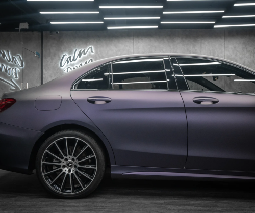Dán đổi màu xe Mercedes C300 Matte Dark Violet