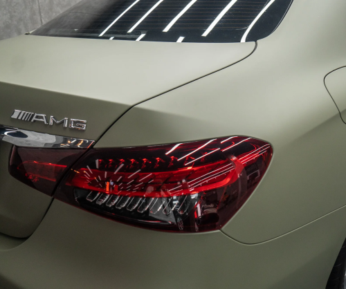 Dán đổi màu xe Mercedes E300 Matte Khaki Green
