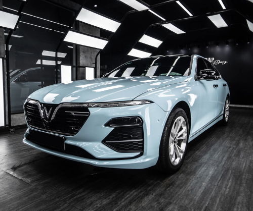 Dán đổi màu xe VinFast Lux A Gloss Ice Blue