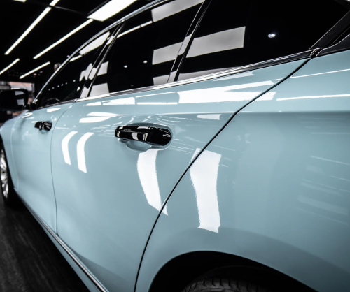 Dán đổi màu xe VinFast Lux A Gloss Ice Blue