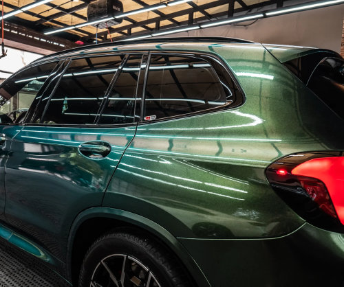 Dán đổi màu xe BMW X3 với Gloss Chameleon Green Metallic