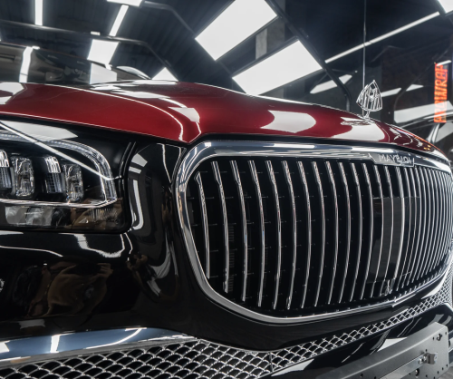 Dán đổi màu xe Mercedes-Maybach GLS600 Black & Red