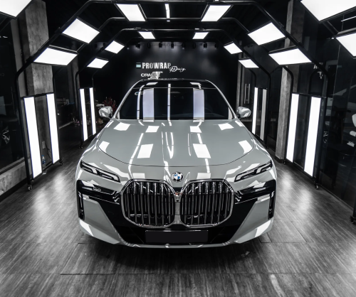Dán đổi màu xe BMW 7 Series Gloss Volcanic Gray
