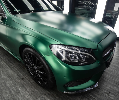 Dán đổi màu xe Mercedes-Benz C300 Satin Royal Green