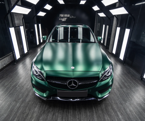 Dán đổi màu xe Mercedes-Benz C300 Satin Royal Green